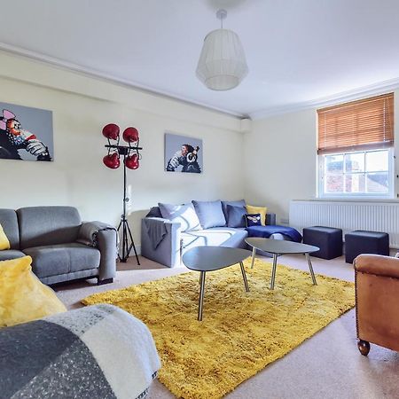 37A Stonegate Loft Apartment ยอร์ค ภายนอก รูปภาพ